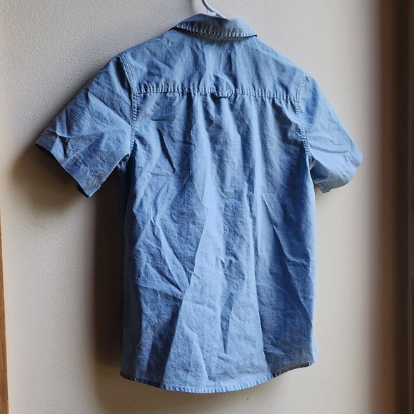 Urban Pipeline Blue Shortsleeve Button Down Shirt Size Medium - Picture 8 of 12
